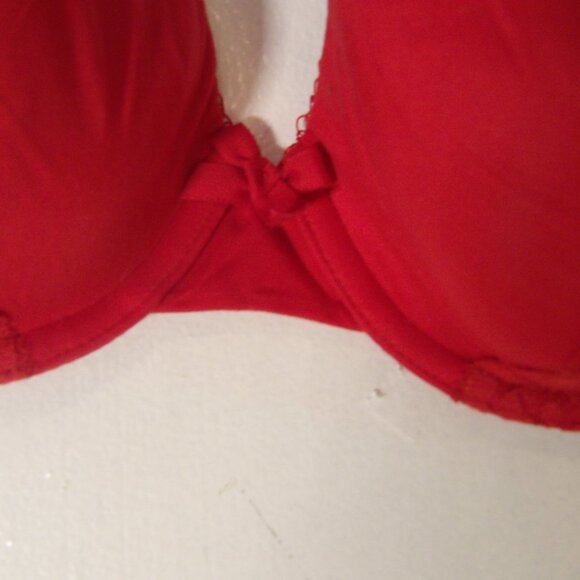 Victoria's Secret Red Lace Detail Bra Sz 34/C - Picture 3 of 7